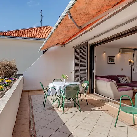 Three Bedroom - Meje