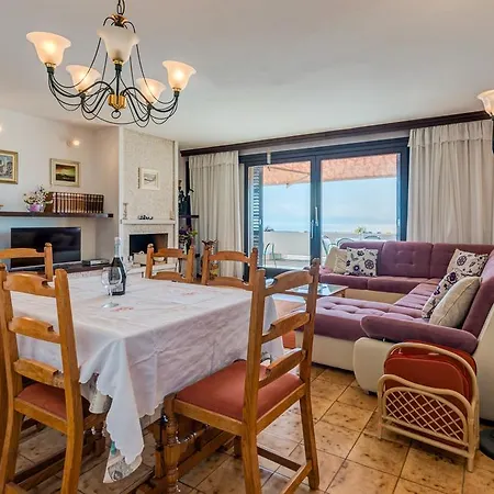 Three Bedroom - Meje Split